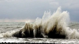 В Сочи в выходные ожидается шторм на море