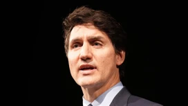 Trudeau zomba de Trump após o Canadá vencer os EUA na final das Quatro Nações