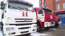 The area of the fire in recycled warehouse near Kaluga has grown to 1,000 square meters