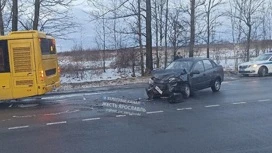 В ДТП с автобусом на Ленинградском проспекте в Ярославле пострадал мужчина