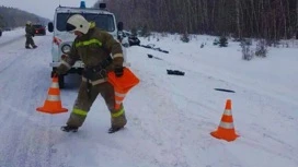 В автоаварии в Омской области пострадали три человека