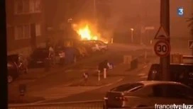 BFMTV: во Франции в новогоднюю ночь сожгли почти тысячу автомобилей