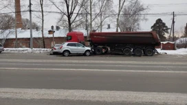 Три человека пострадали в ДТП с грузовиком в Томске