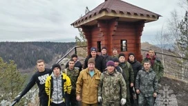 На вершине горы в Челябинской области построили часовню