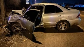 Под Липецком водитель Ниссана погиб после ДТП со столбом