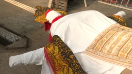 An eight-meter Shrovetide effigy is being created in Volgograd.