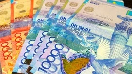 Курс казахстанского тенге обновил минимум – достиг 524,58 к доллару