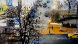 Момент стрельбы в центре Москвы попал на видео