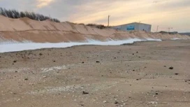 Nas praias de Anapa foram registrados novos derramamentos de óleo após a tempestade.