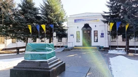 In Poltava, the monument to Peter the Great was demolished.