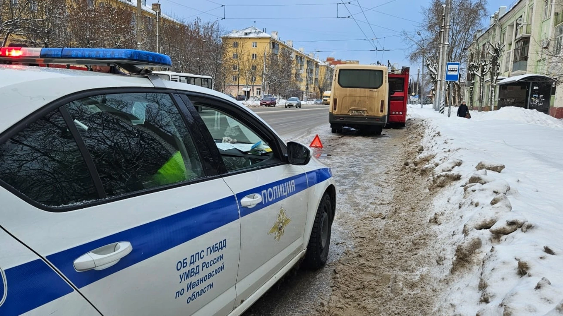 Пассажирский автобус врезался в троллейбус в Иванове