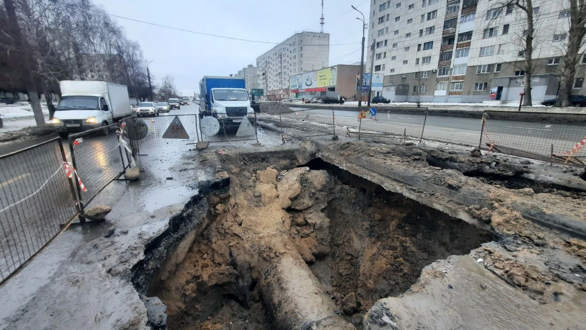 В Кургане возбудили дело после гибели таксиста в строительной яме