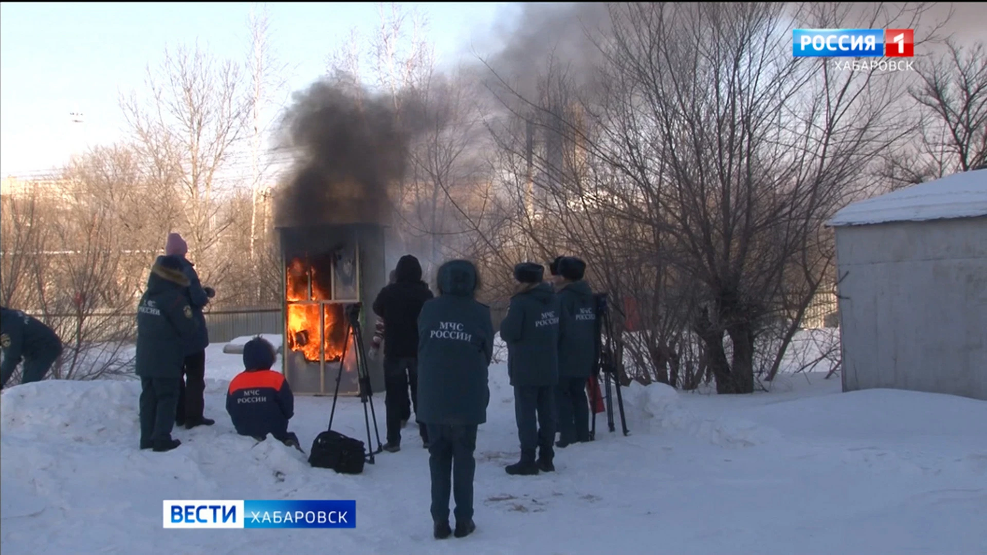 Некоторые точки продажи пиротехники в "горячий" сезон попали под пристальное внимание МЧС и пожарных