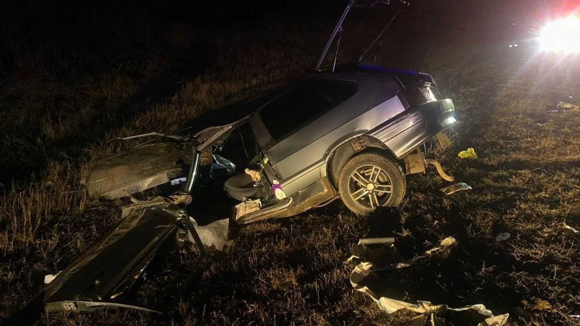 Семья с маленьким ребенком погибла в ДТП под Элистой