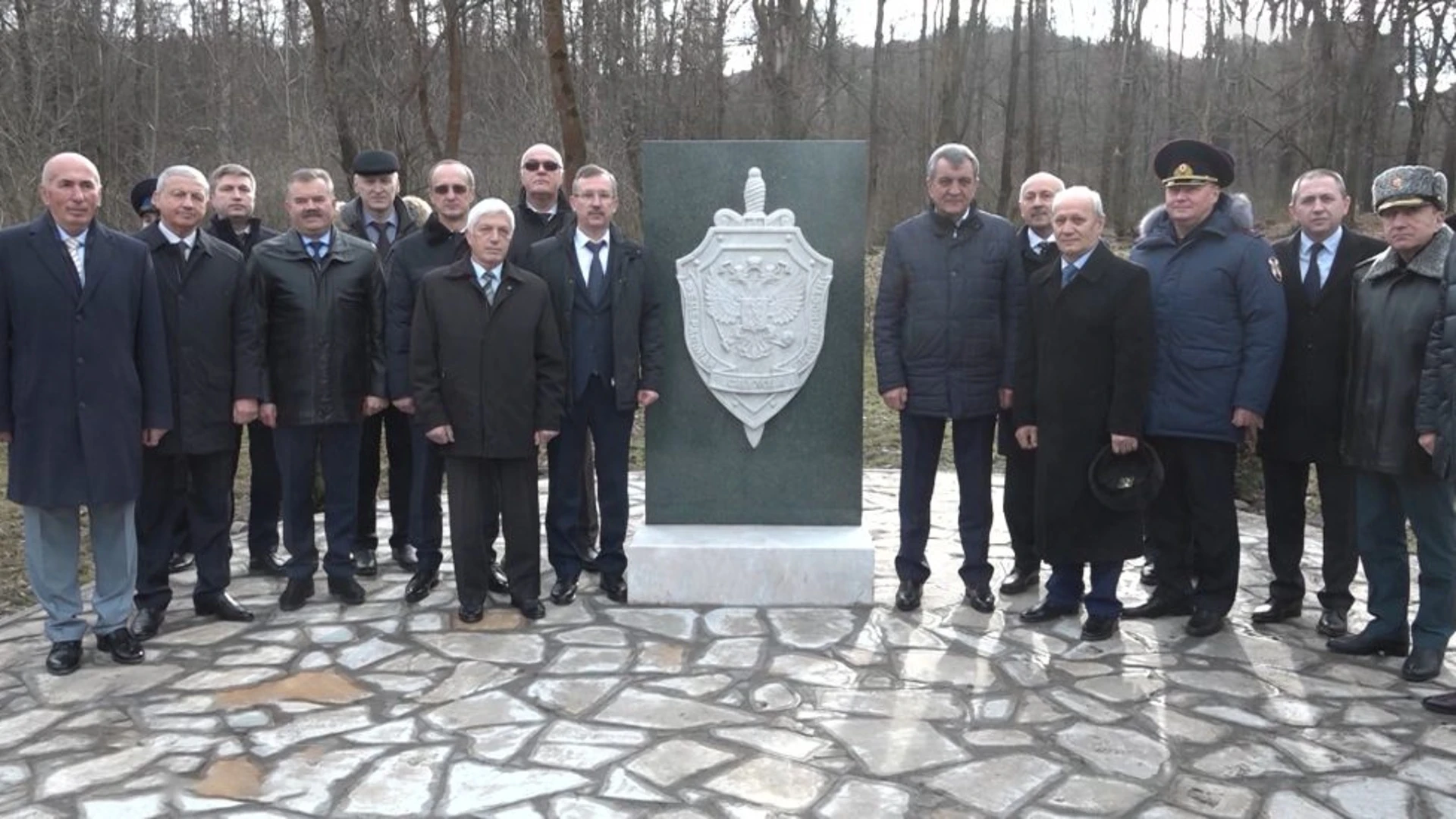 В лесопарковой зоне Сапицкая будка открыли Аллею чекистов