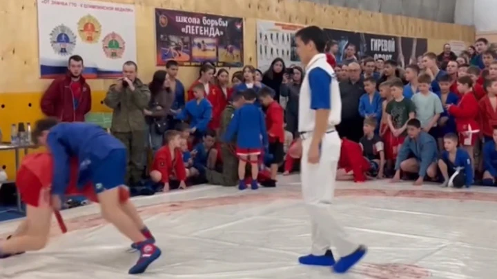 Rusia 24. En Borze celebró un torneo en sambo