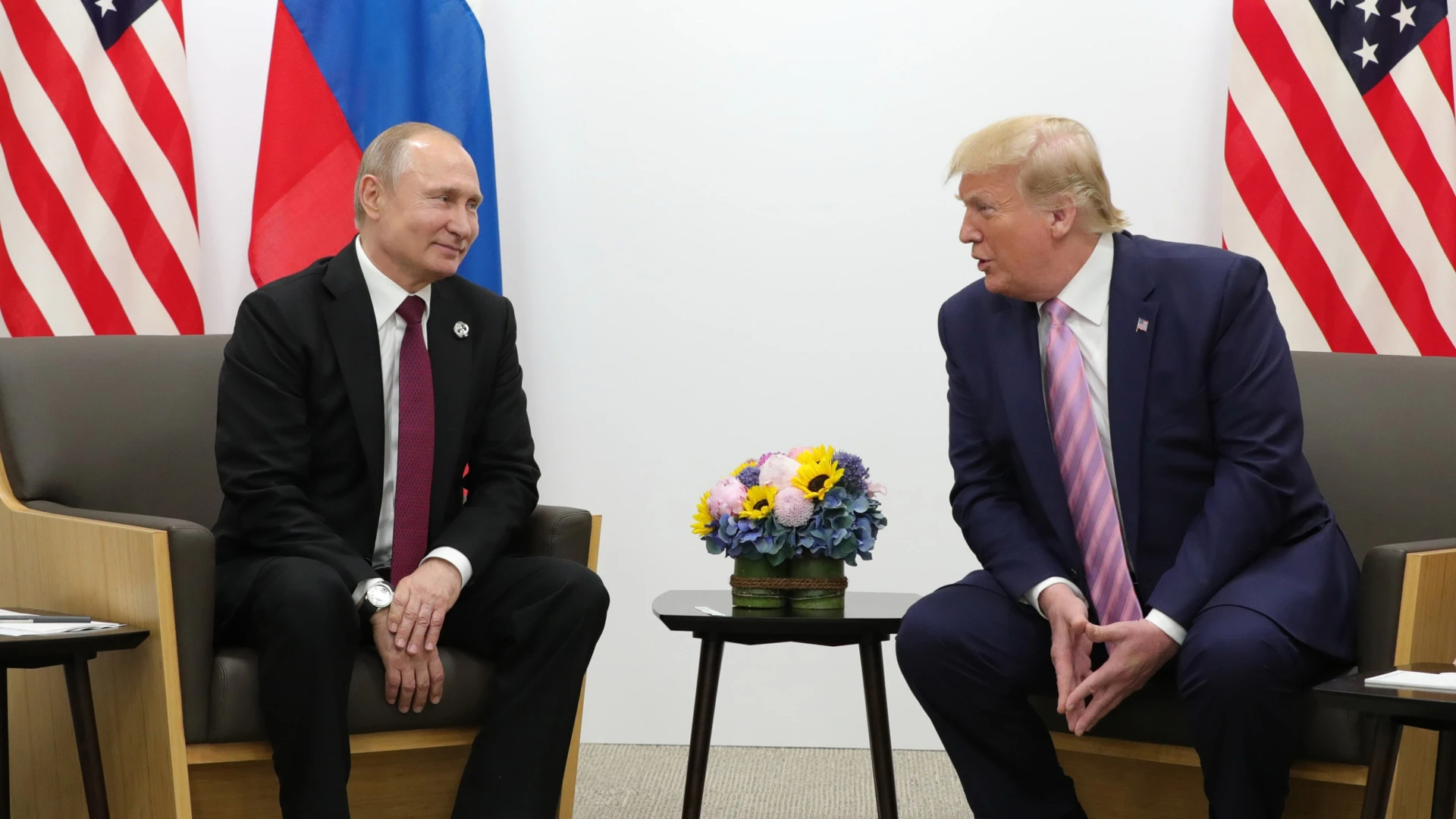 O senador Kosachev chamou as conversas entre Putin e trump para o resultado