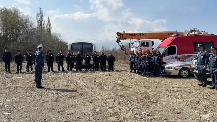 Sabah. Drive. Kuzey Ossetia'da, tüm Rus komuta ve personel tatbikatlarının ilk aşaması