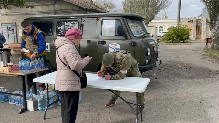 Новости Ракеты ВСУ нанесли массированные удары по жилым кварталам Новой Каховки