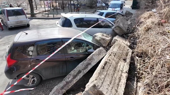 Drive. Duvarın tutulması arabada çöktü: yönetim olaya karar verdi