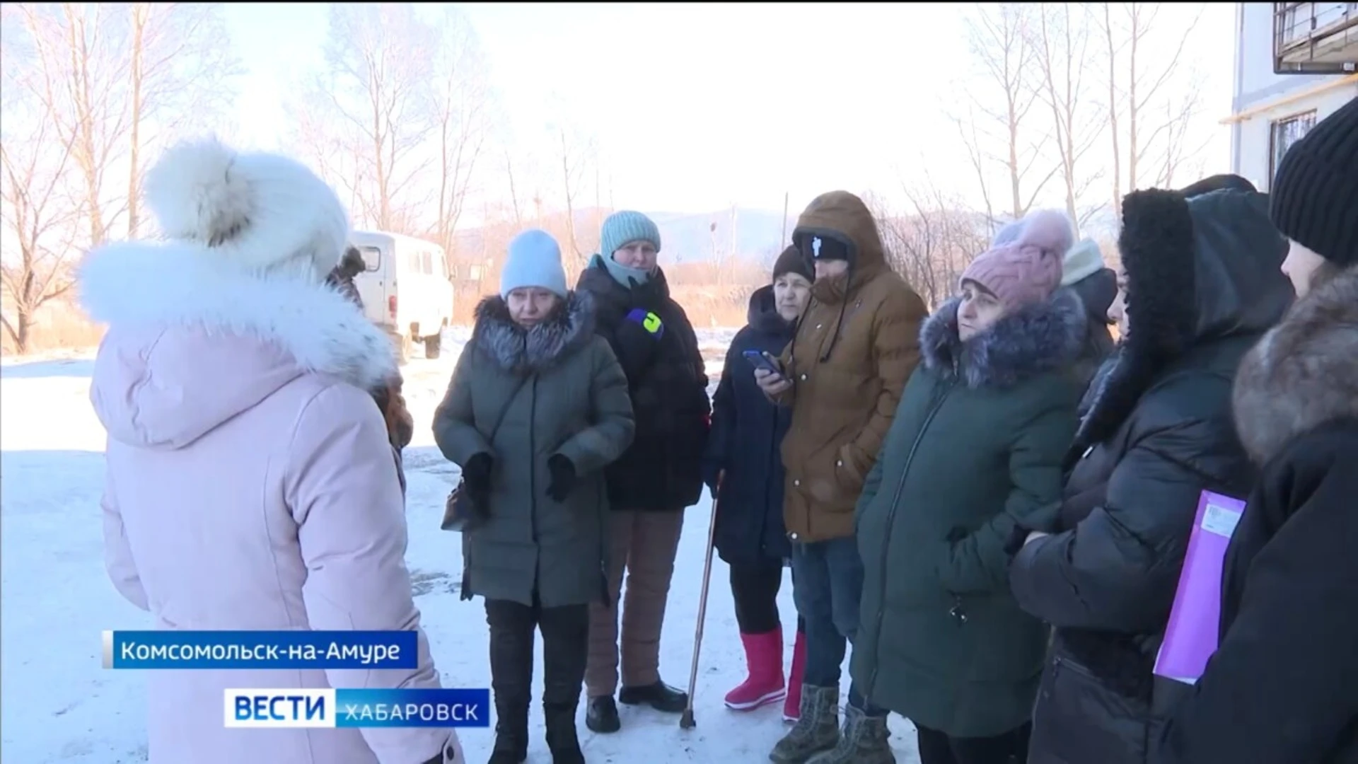 Жители "шатающегося" дома в Комсомольске добиваются признания его аварийности