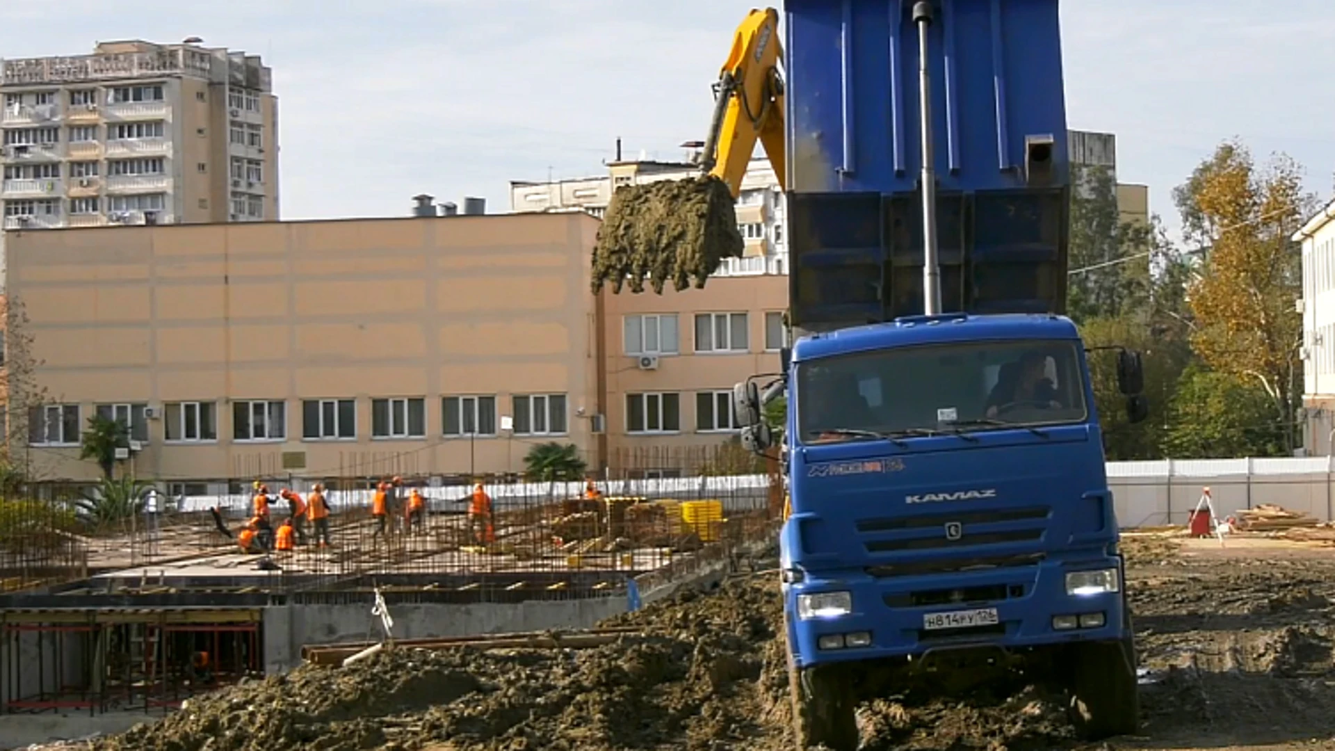 В Сочи начали строить здание начальной школы