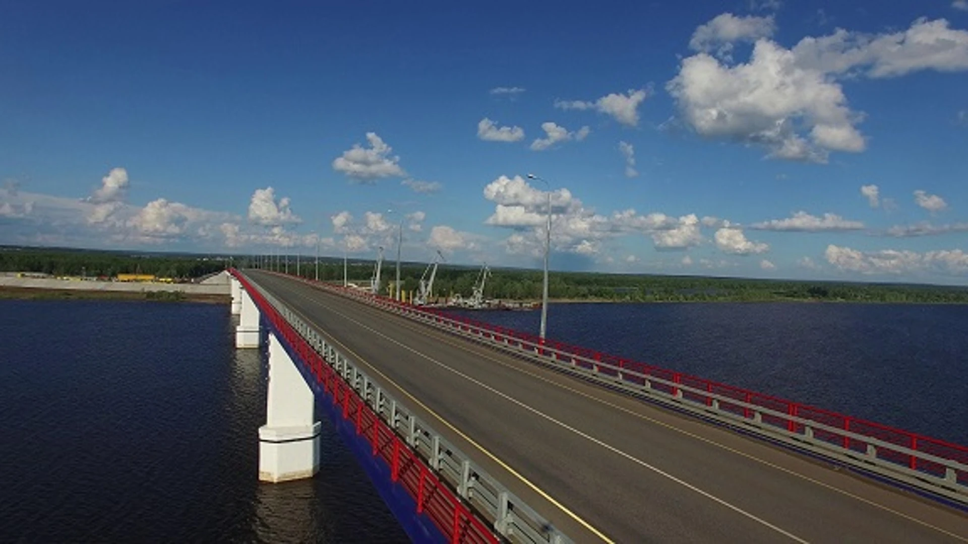 У мостов через Каму и Буй в Удмуртии установили таблички с бесплатными объездами