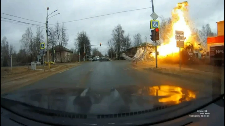 L'explosion a déchiré "Gazelle" à Konakov Région Tver