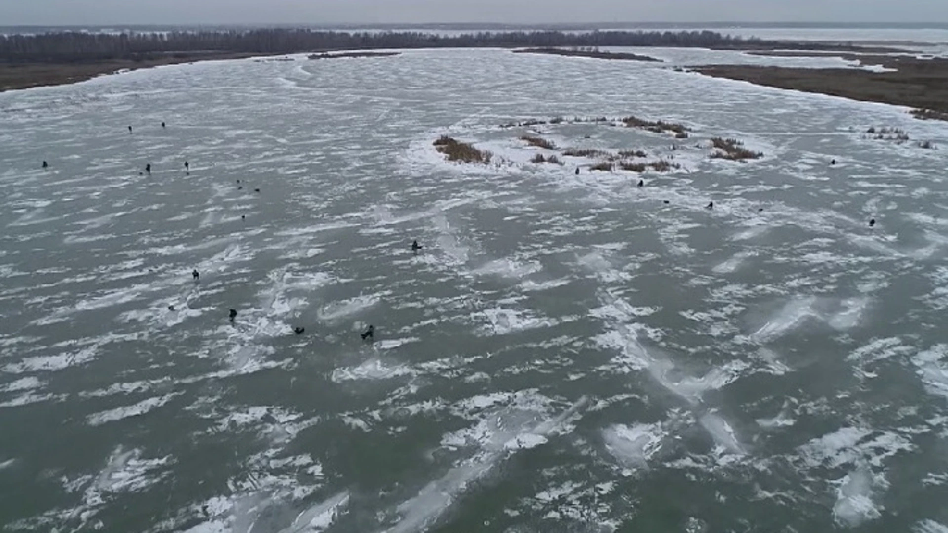 Прочность льда на тюменских водоемах проверят в ходе рейдов ГИМС