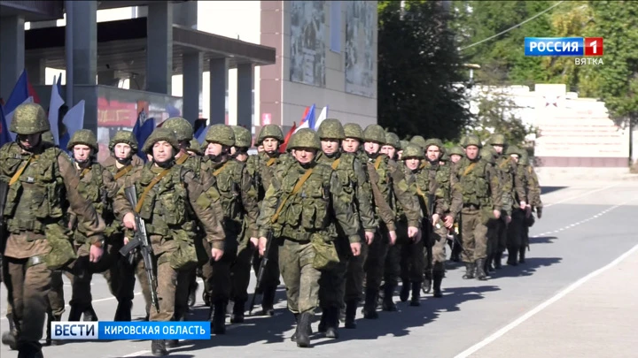 Вести. Кировская область Первые лица региона проверили, как проходит подготовка мобилизованных кировчан в Вольске