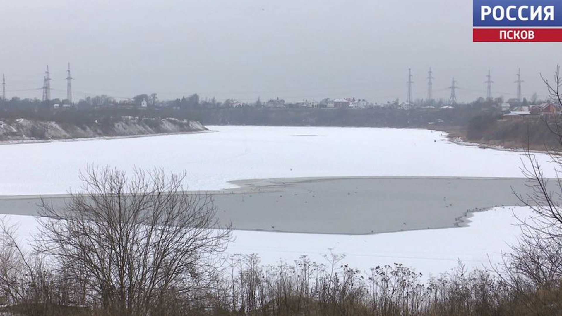 В Пскове, в Великих Луках и Бежаницком районе ввели заперт выхода на лед