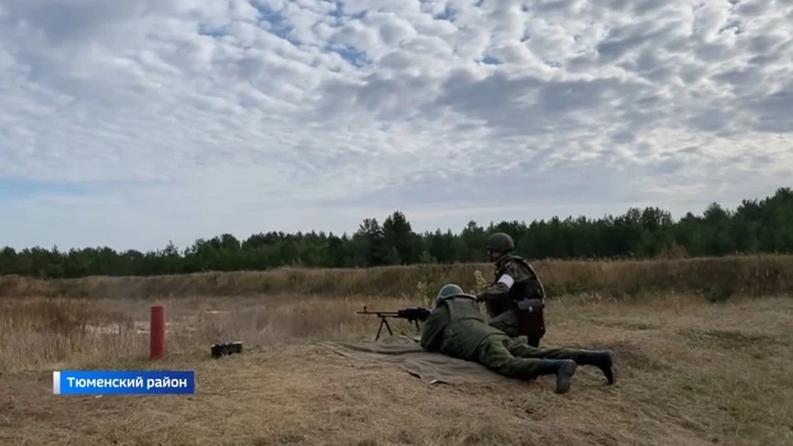 Вести. Регион-Тюмень Военнослужащие отрабатывают боевое слаживание в Тюменском районе