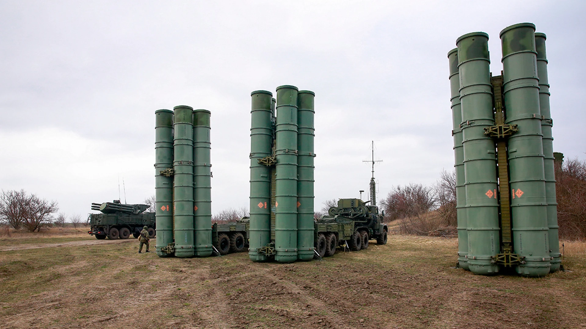 Российские ПВО за неделю "пощелкали" восемь боевых самолетов и 200 дронов ВСУ