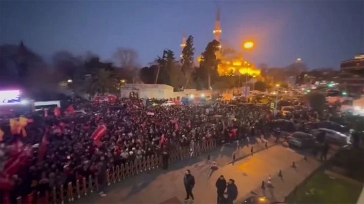 Turkey protests after Istanbul mayor detained