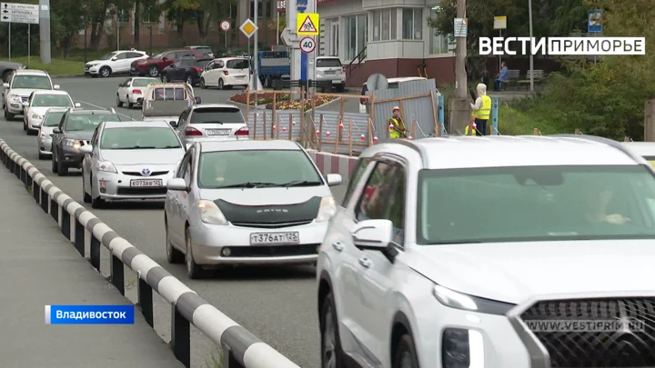 Вести. Приморье Эгершельд в пробках: Ремонтные работы на Казанском мосту растянулись на два месяца