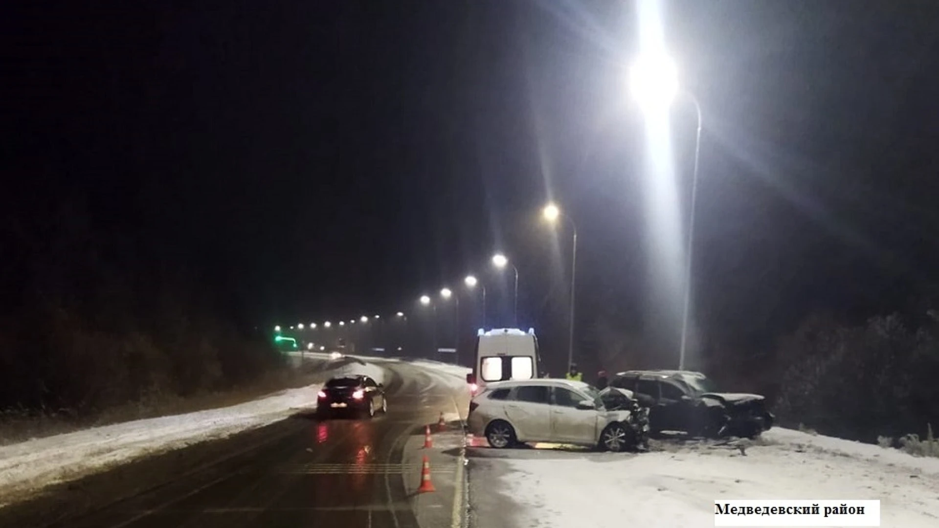 Два водителя попали в больницу после столкновения автомобилей на трассе в Марий Эл