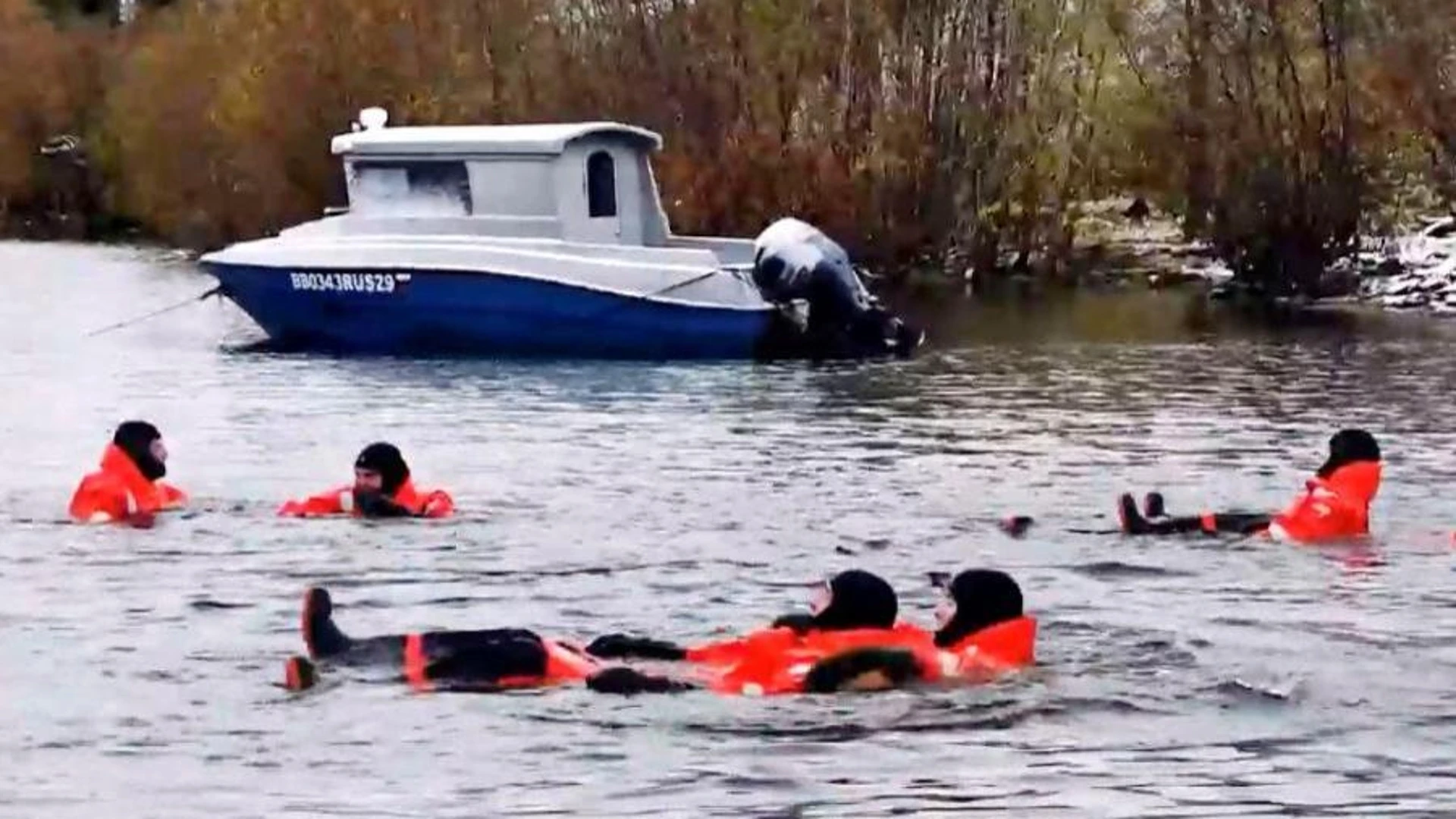 Сотрудники Центра гражданской защиты провели тренировки на открытой воде