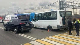 В аварии с автобусом и маршруткой в Москве пострадали девять человек