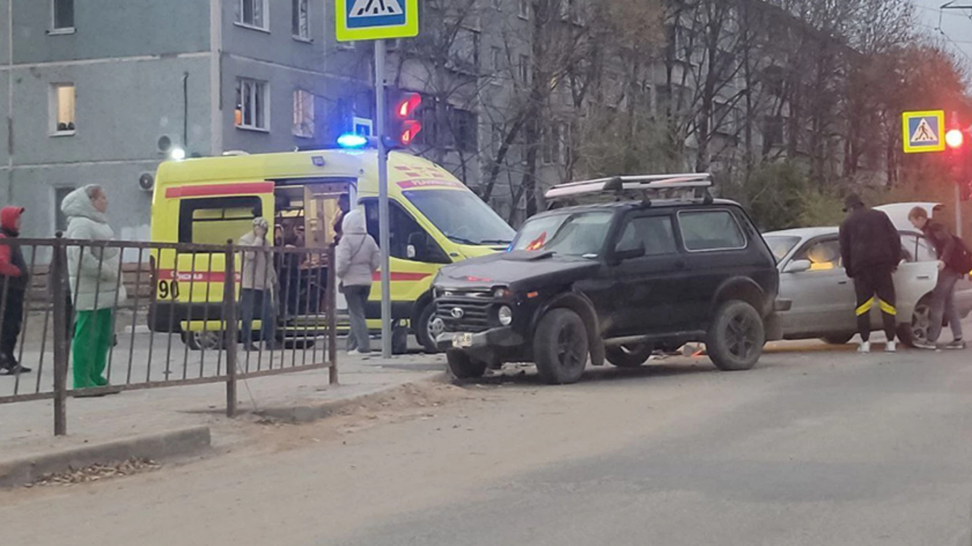 Трое человек получили травмы в ДТП на благовещенском перекрестке