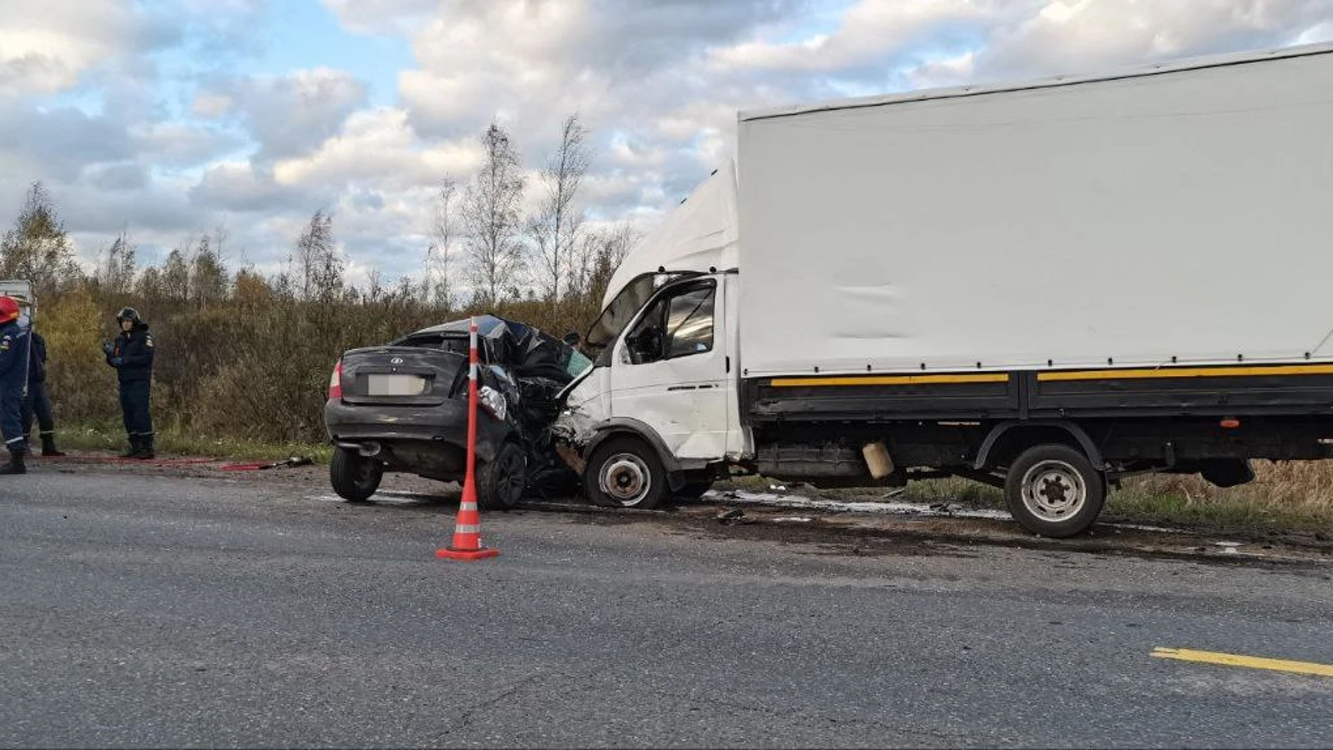 Пресс-служба полиции Ивановской области опубликовала фото с места смертельного ДТП