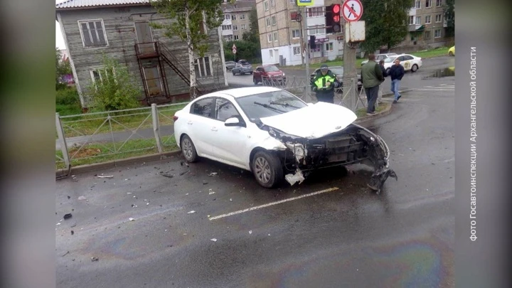 Вести Поморья Сегодня утром в Архангельске произошло ДТП, есть пострадавшие