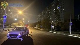 Таксист сбил семью с ребенком на западе Москвы