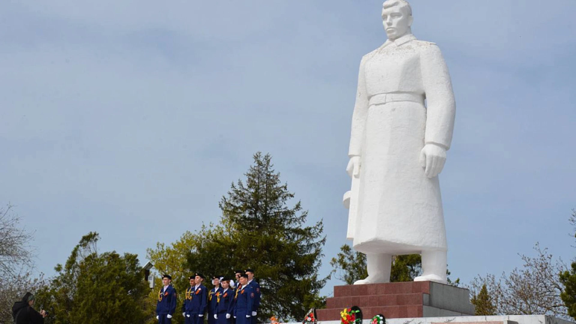 Крымский район празднует 80-ю годовщину освобождения от фашистских захватчиков