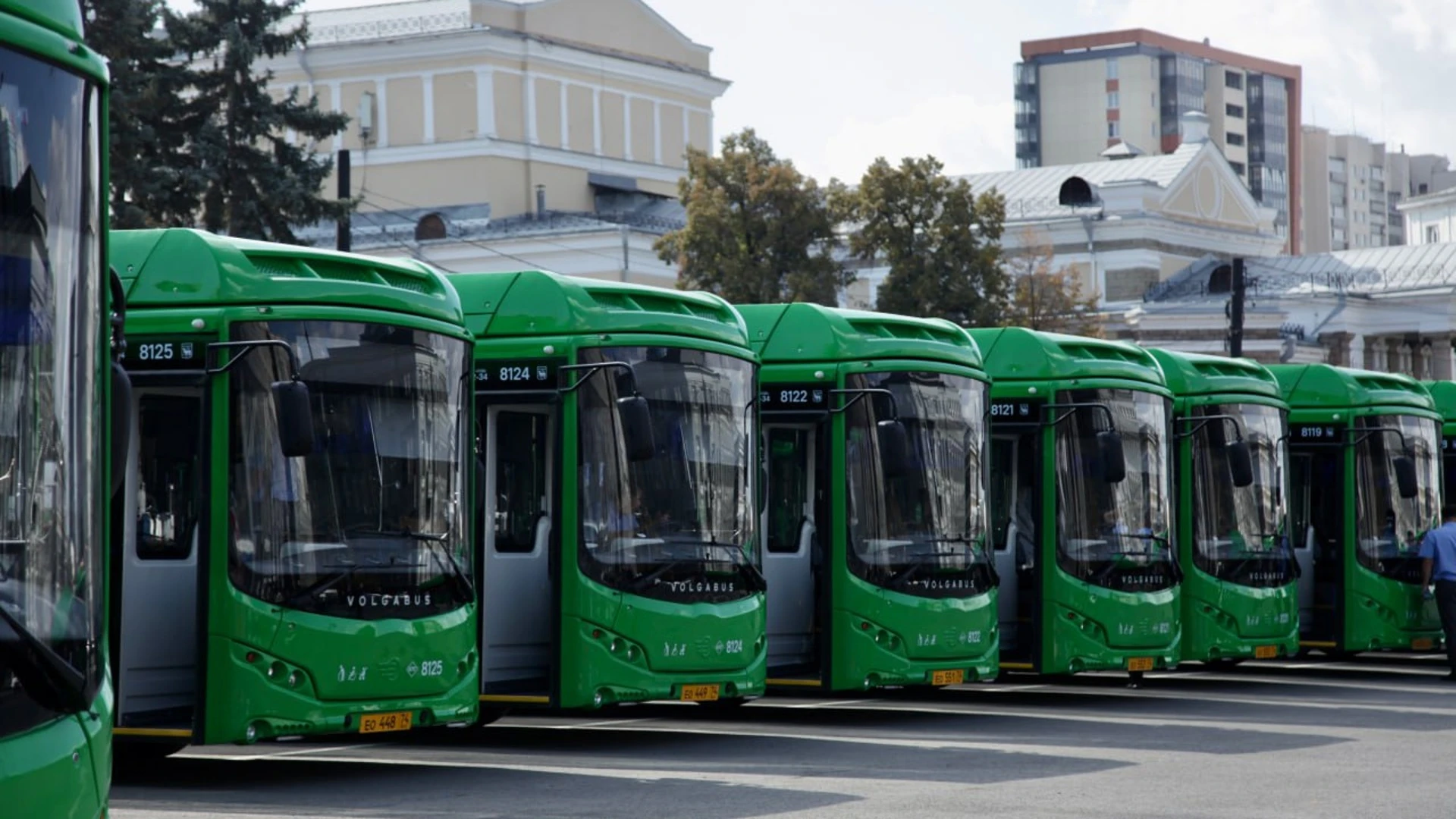 В Челябинске рассказали, на каких маршрутах будут работать автобусы-"гармошки"