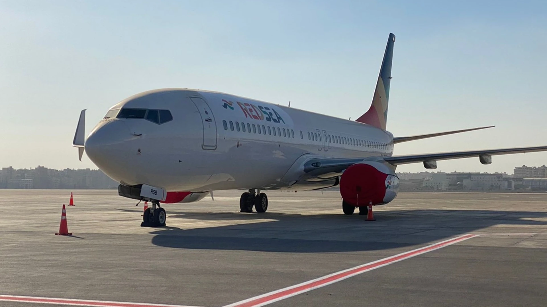 Отмена рейсов Red Sea Airlines: туристов из Египта вывезет AZUR air