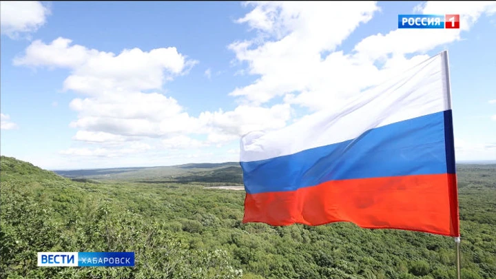 Вести. Хабаровск В Хабаровском крае отмечают День Государственного флага Российской Федерации