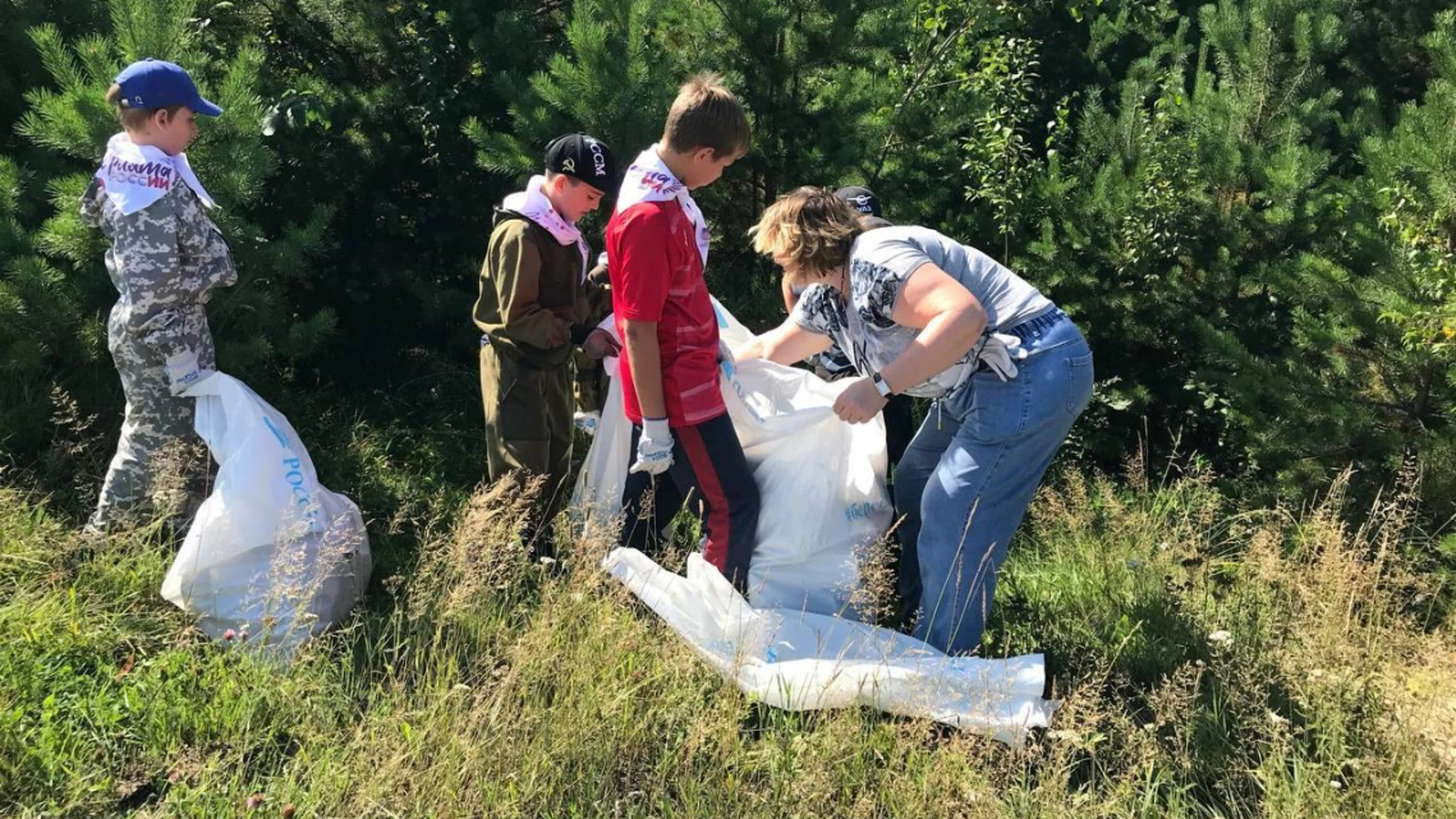 Более 800 кг отходов собрали участники Чемпионата по спортивному сбору мусора в Верхнекетском районе