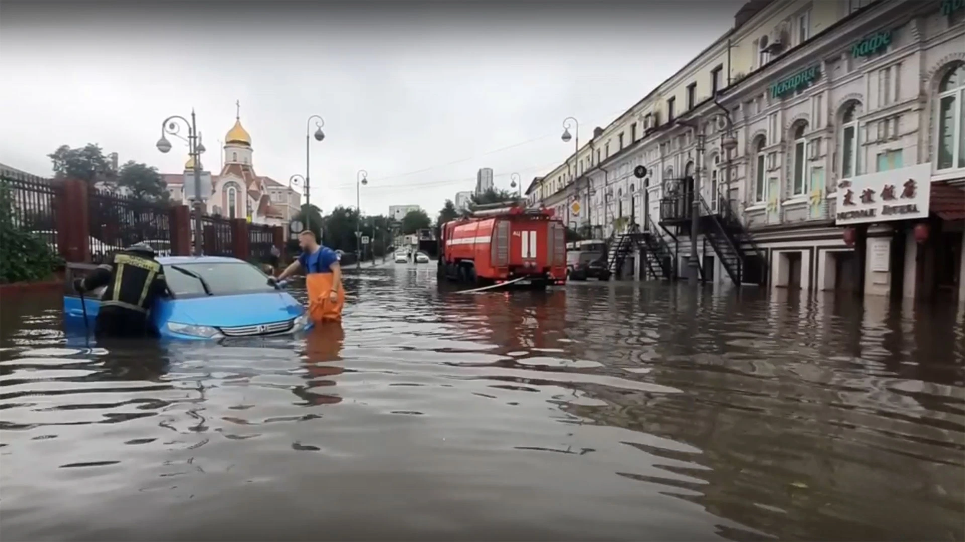 Волна тропических ливней надвигается на Приморье