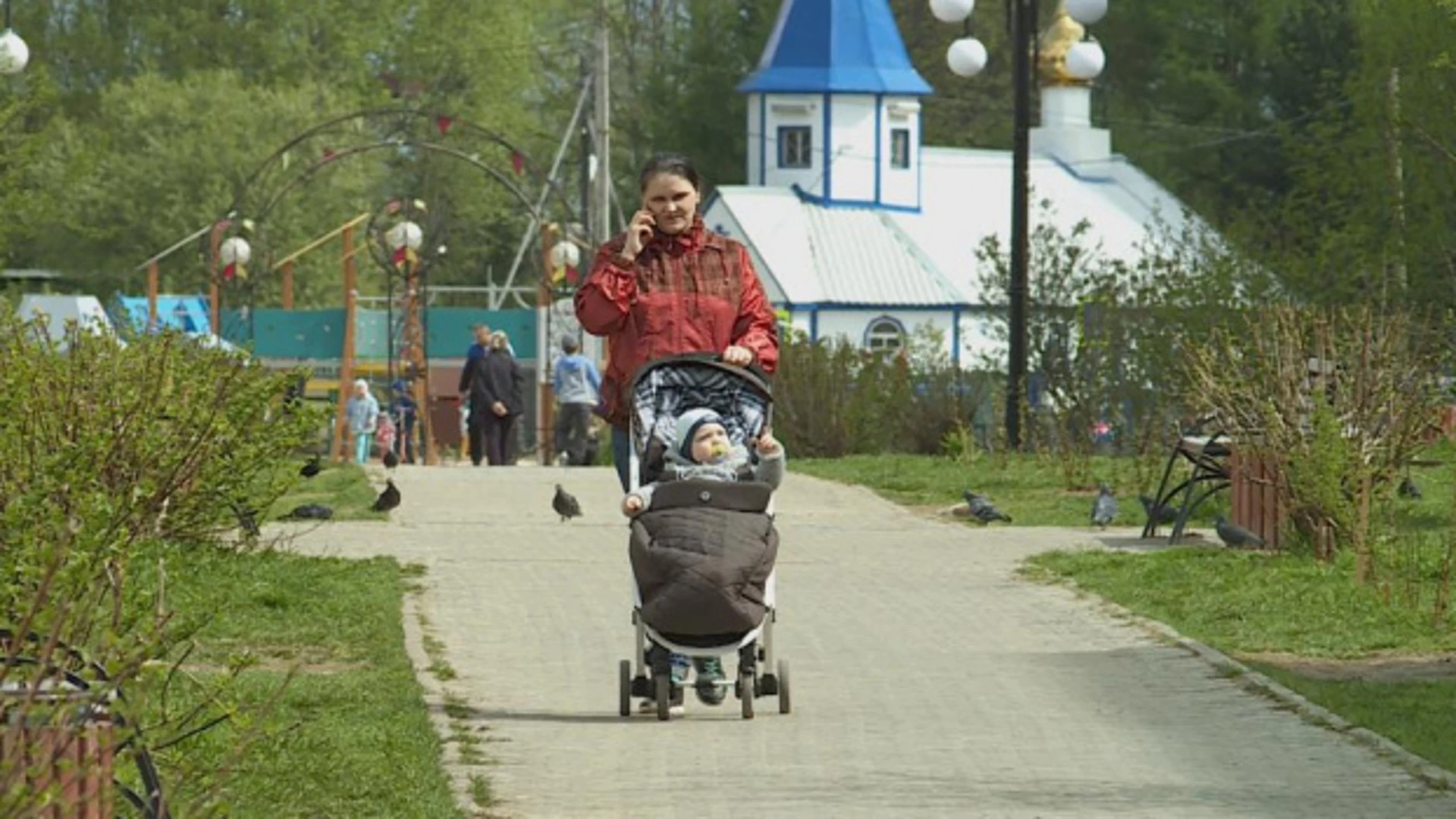 Какие меры поддержки семей с детьми в Коми позволили республике стать лидером по рождаемости на Северо-Западе России