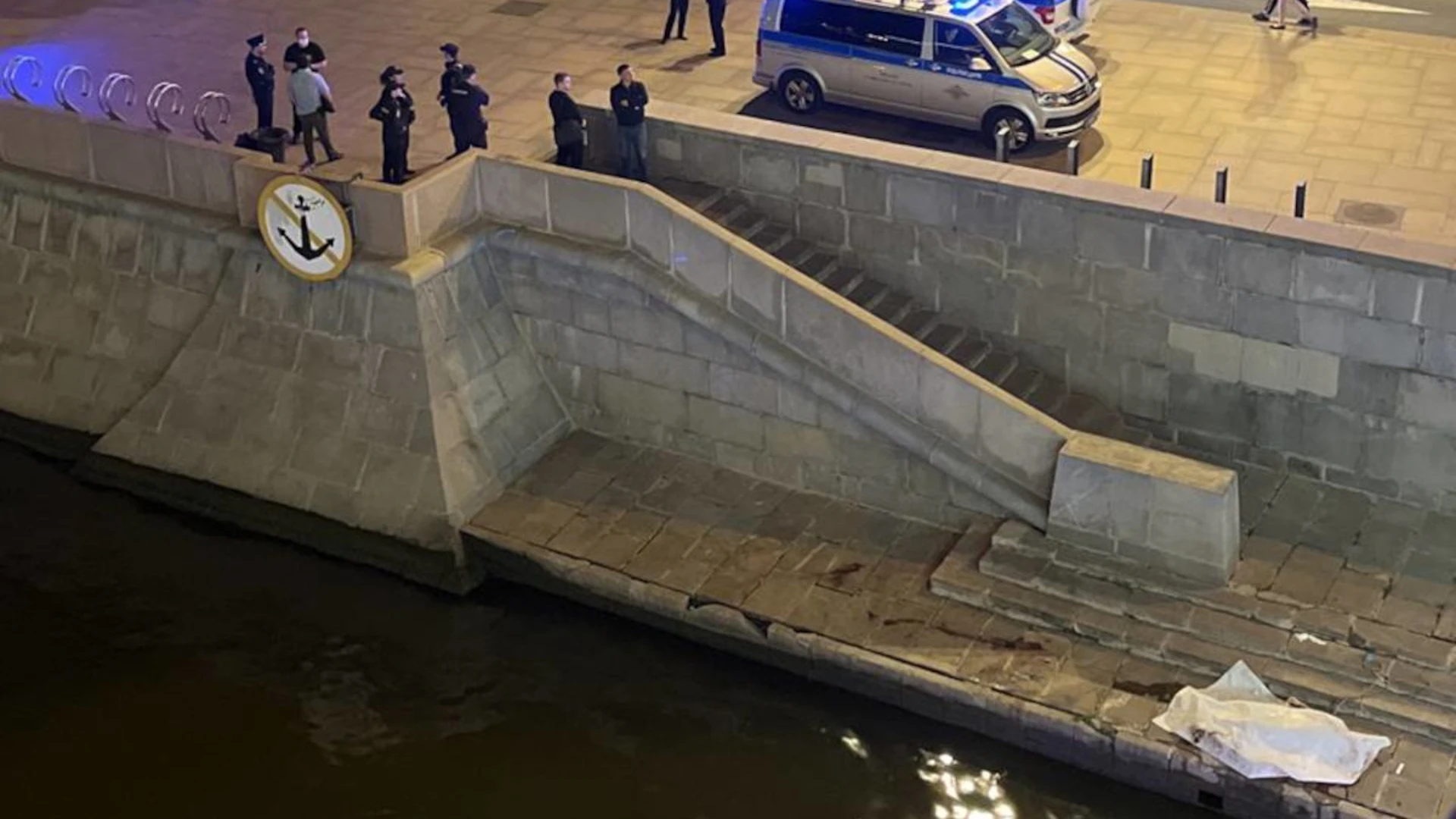 В Москве-реке найдено тело неизвестного